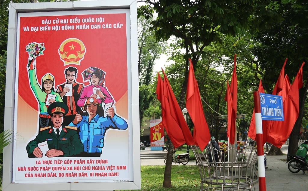 Hà Nội trang hoàng rực rỡ mừng ngày hội lớn Hà Nội trang hoàng rực rỡ mừng ngày hội lớn