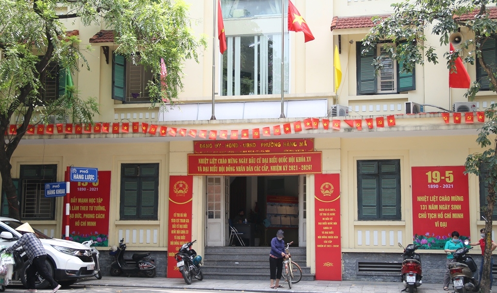Hà Nội trang hoàng rực rỡ mừng ngày hội lớn Hà Nội trang hoàng rực rỡ mừng ngày hội lớn