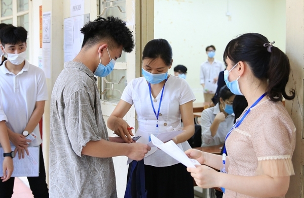 Bộ GD&ĐT điều chỉnh lịch tuyển sinh đại học 2021 vì dịch Covid-19 - Vimarsana News