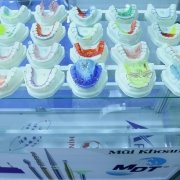 Nhiều sản phẩm công nghệ nha khoa trưng bày tại triển lãm Răng Hàm Mặt Quốc tế lần thứ 13