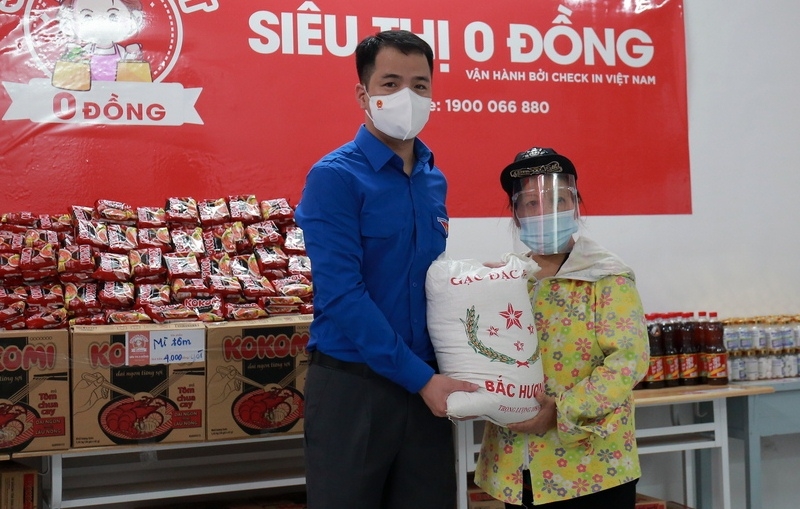 “Siêu thị 0 đồng - Share Mart” tiếp sức những hoàn cảnh khó khăn bởi dịch Covid-19 “Siêu thị 0 đồng - Share Mart” tiếp sức những hoàn cảnh khó khăn bởi dịch Covid-19