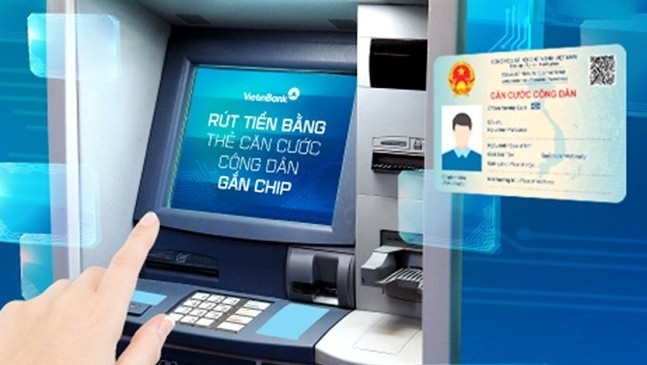 Hà Nội triển khai đồng loạt các điểm rút tiền bằng thẻ căn cước công dân gắn chíp