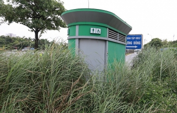 Nhiều nhà vệ sinh công cộng bị bỏ hoang