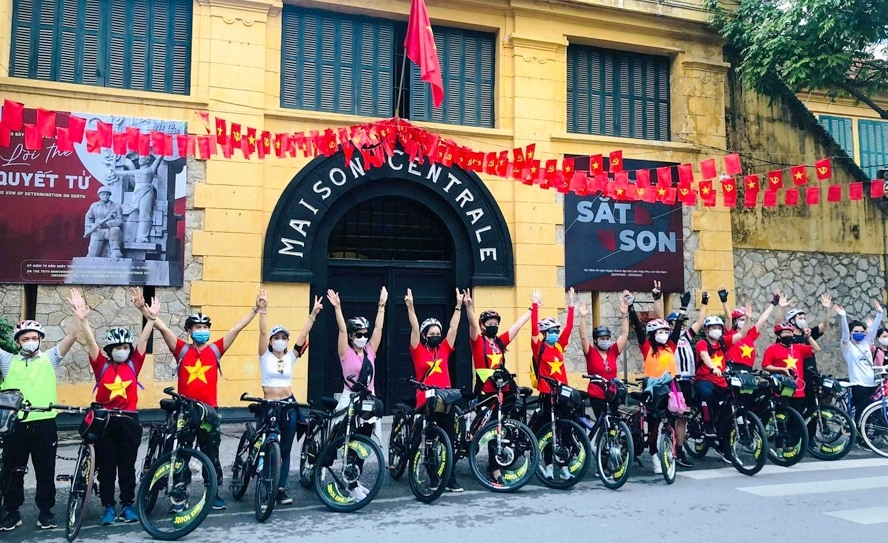 VGreen bike tours: Khám phá Hà Nội bằng xe đạp