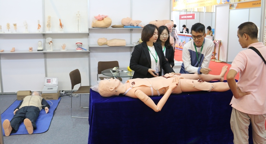 Vietnam Medipharm Expo 2018: Nơi hội tụ những thương hiệu lớn của ngành Y dược vietnam medipharm expo 2018 noi hoi tu nhung thuong hieu lon cua nganh y duoc