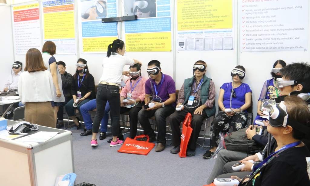 Vietnam Medipharm Expo 2018: Nơi hội tụ những thương hiệu lớn của ngành Y dược vietnam medipharm expo 2018 noi hoi tu nhung thuong hieu lon cua nganh y duoc