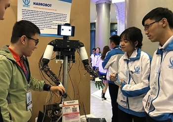 trung bay robot may in 3d tai trien lam khat vong sinh vien viet nam