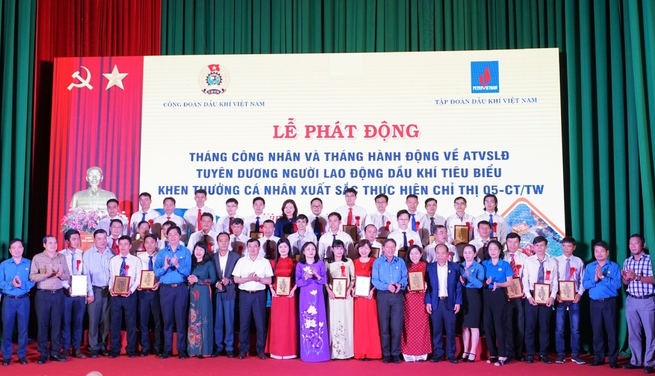 CĐ DKVN phát động Tháng Công nhân 2021 và Tháng hành động về ATVSLĐ năm 2021