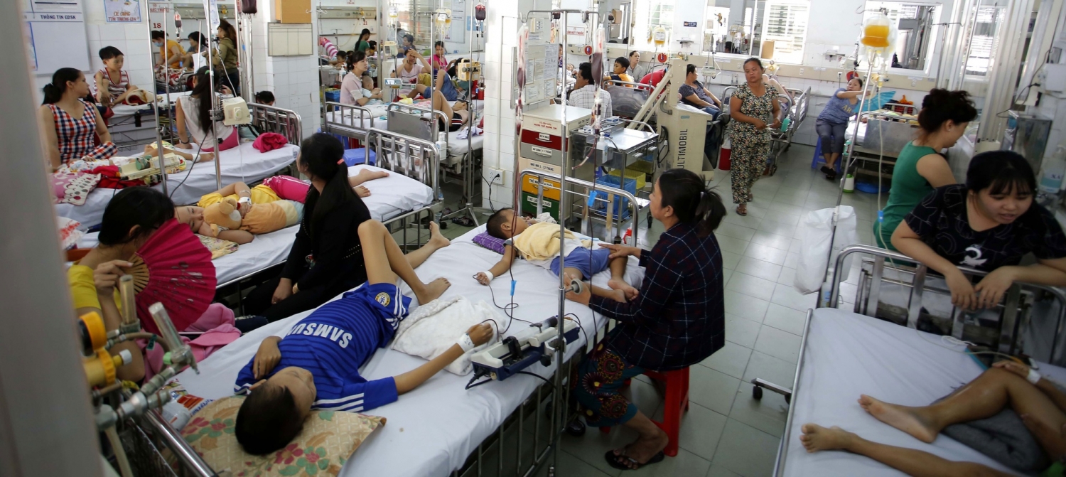 Bệnh nhân sốt xuất huyết điều trị tại Bệnh viện Nhi đồng Thành phố. 