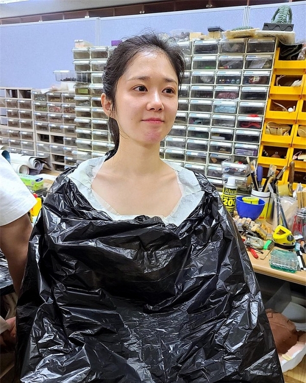 Jang Nara khoe mặt mộc đáng kinh ngạc ở tuổi 40 Jang Nara khoe mặt mộc đáng kinh ngạc ở tuổi 40