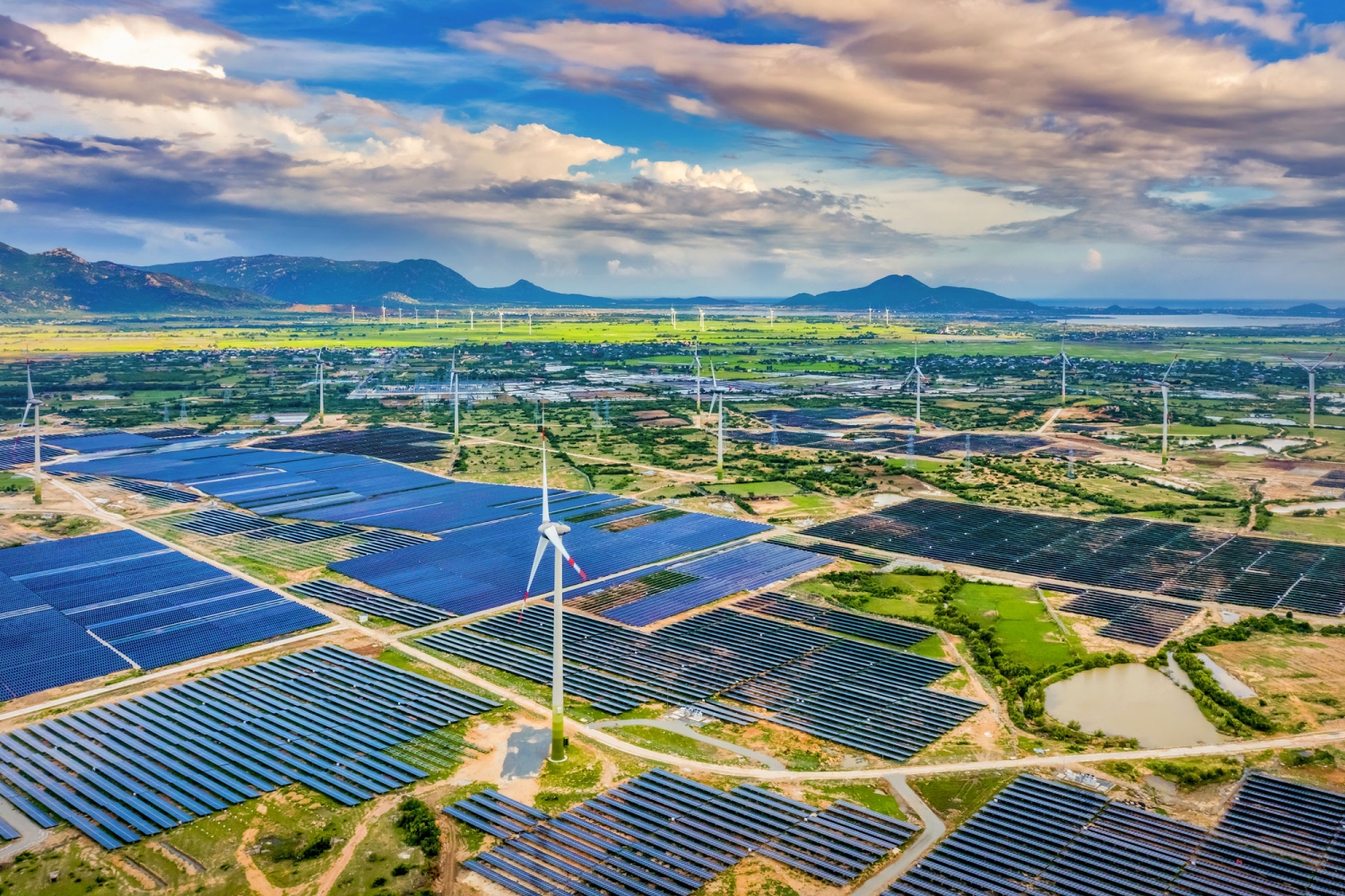 Lũy kế 7 tháng đầu năm, năng lượng tái tạo đạt 17,35 tỷ kWh