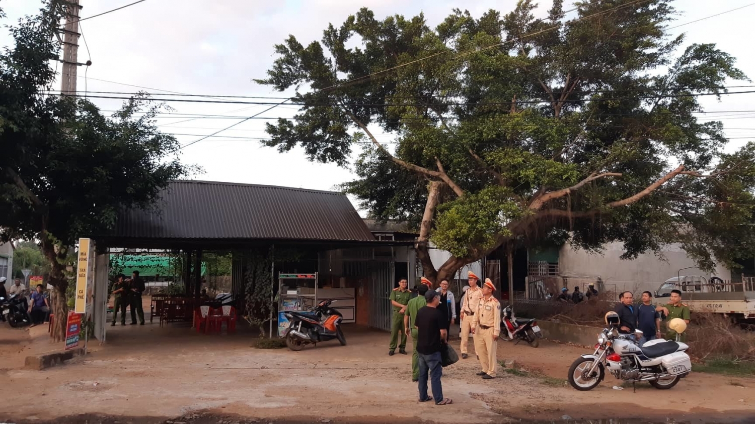dak lak truy tim ke no sung ban nguoi trong quan ca phe