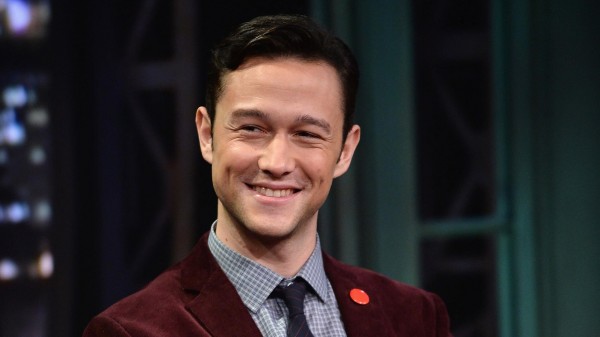 Joseph Gordon Levitt đa Bi Mật Gặp Kẻ Phản Bội Nước Mỹ