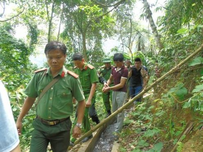 Thực nghiệm hiện trường vụ giết người ở Lào Cai dan giai tan lao lo ve phin ngan thuc nghiem hien truong