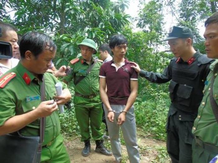 Thực nghiệm hiện trường vụ giết người ở Lào Cai dan giai tan lao lo ve phin ngan thuc nghiem hien truong