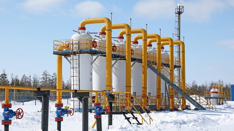Dòng khí đốt qua đường ống Yamal – Châu Âu tiếp tục giảm xuống 0