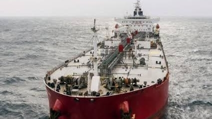 Trung Quốc chuẩn bị nhận gần hai triệu thùng dầu của Iran bất chấp lệnh trừng phạt