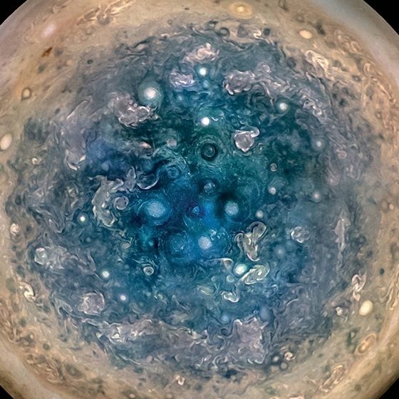 NASA tiết lộ diện mạo tuyệt mỹ của “hành tinh khí”