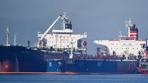 Tàu chở dầu của Iran được trả lại dầu bị tịch thu tại Hy Lạp