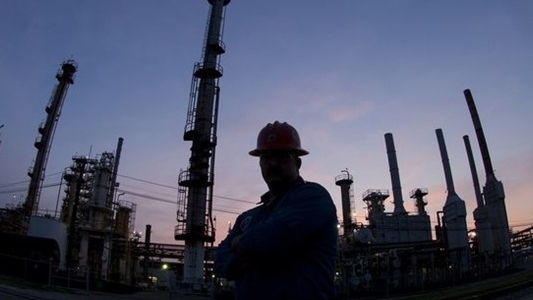 Bắc Kinh phản đối quyết định giới hạn giá dầu của Nga