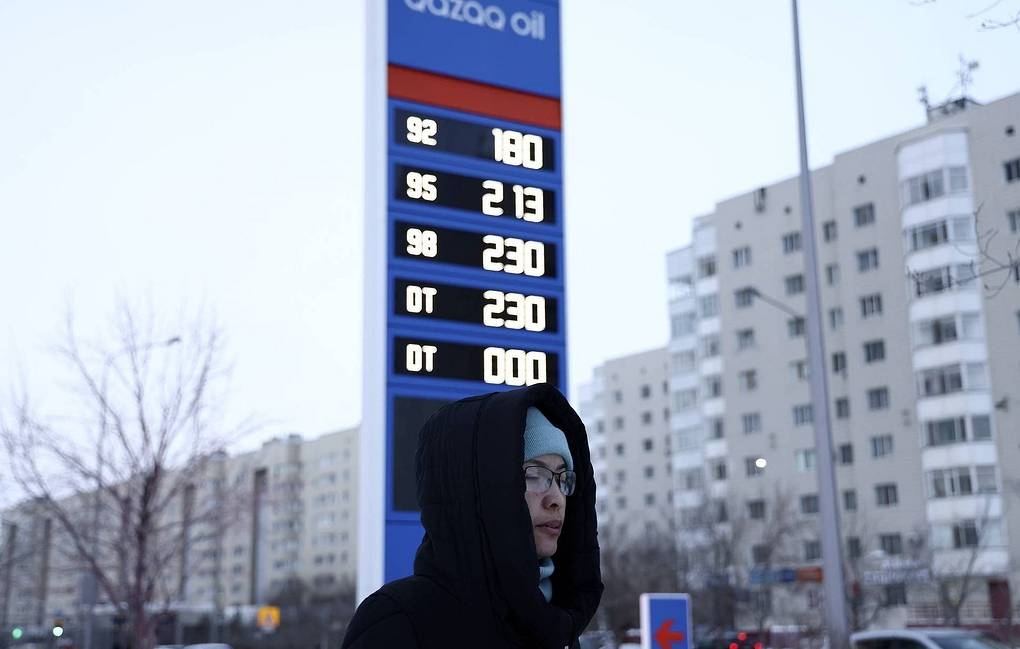 Chuyên gia: Giá nhiên liệu tăng cao đặt ra các thách thức nghiêm trọng đối với các thị trường mới nổi như Kazakhstan