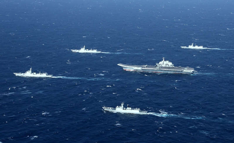 Nhóm Tàu Sân bay HMS Queen Elizabeth của Anh thực hiện tập trận tự do hàng hải ở Biển Đông