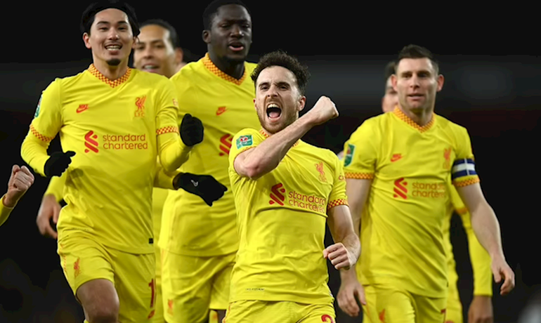 Diogo Jota trình diễn siêu hạng, Liverpool lọt vào chung kết League Cup - 2