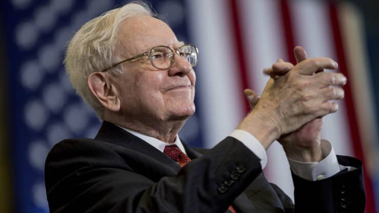 Tỷ phú Buffett bỏ túi 9,8 tỷ USD trong một ngày nhờ cổ phiếu Apple - 1