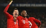 lewandowski can bang ky luc cua ronaldo