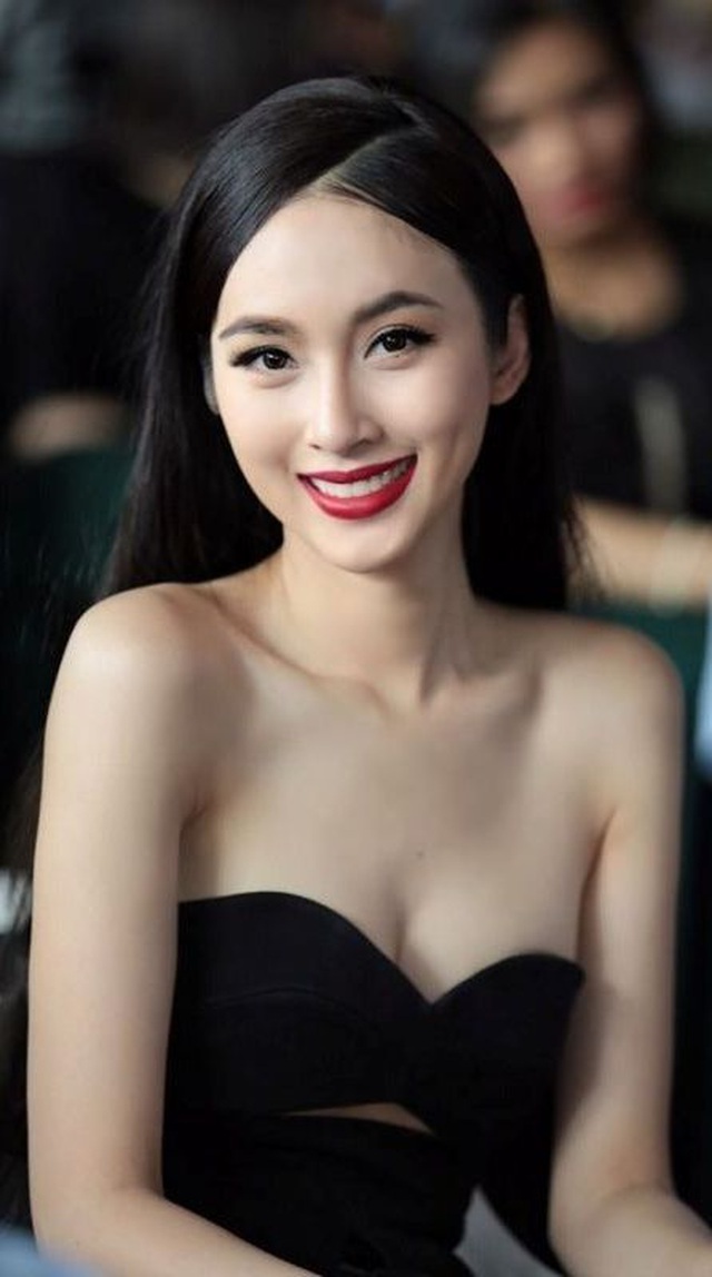 Vẻ gợi cảm khó cưỡng của mỹ nhân chuyển giới đẹp nhất Thái Lan - 19 Vẻ gợi cảm khó cưỡng của mỹ nhân chuyển giới đẹp nhất Thái Lan - 19