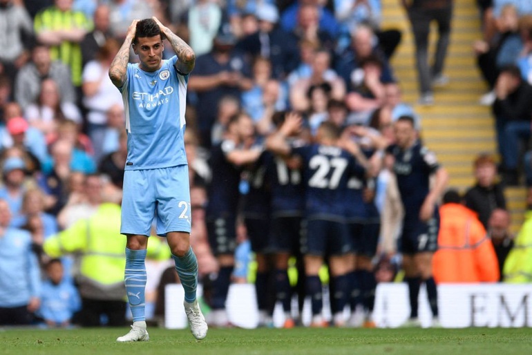 5 phút thần kỳ giúp Man City vô địch Premier League - 2