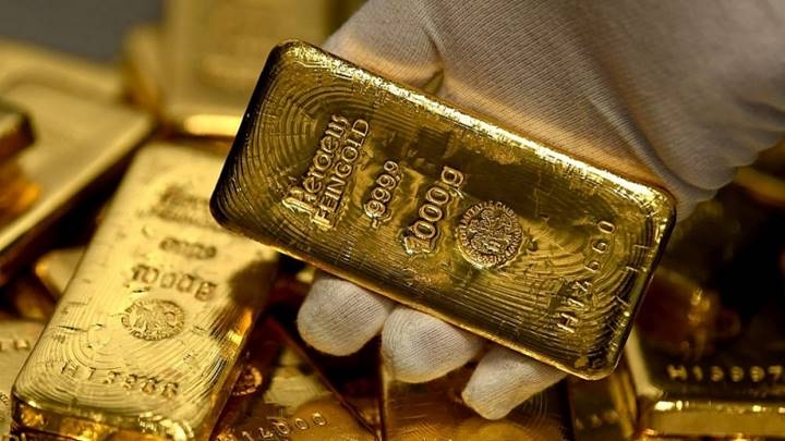 Giá vàng hôm nay 25/5: Đồng USD tụt đáy, giá vàng duy trì đà tăng mạnh