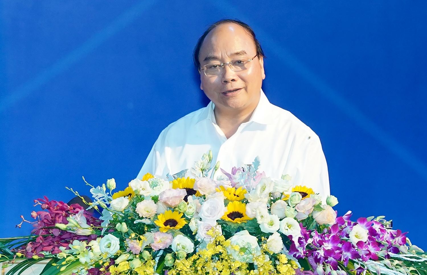 thu tuong du an cong nghiep vung kttd bac bo moi dung lai o gia cong lap rap