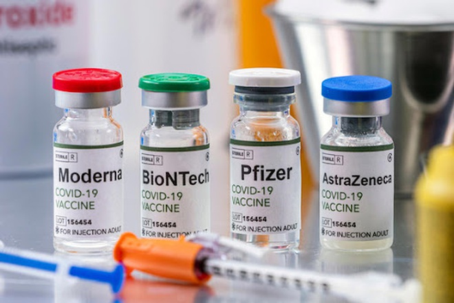 Bộ Y tế: Ưu tiên vắc xin Pfizer cho người đã tiêm mũi một AstraZeneca - 1