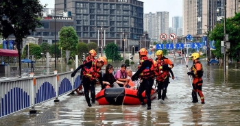 Nền kinh tế Trung Quốc chao đảo bởi thảm họa lũ lụt