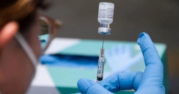 Pfizer công bố hiệu quả của mũi vắc xin thứ 3 phòng Covid-19