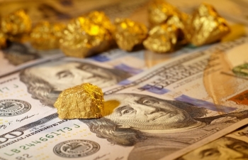 Giá vàng hôm nay 13/1/2022: Lạm phát Mỹ tăng kỷ lục, USD lao dốc mạnh, giá vàng giảm nhẹ