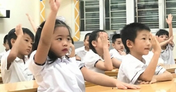 Hà Nội: Học sinh sẽ đến trường sau khi tiêm phủ 2 mũi vắc xin cho người dân