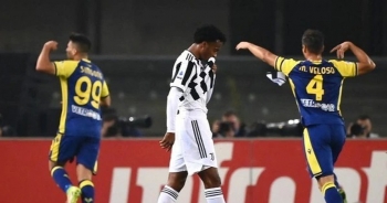 Thua sốc trận thứ hai liên tiếp, Juventus trở lại "vực thẳm"
