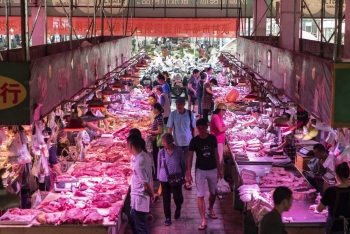 Chỉ số giá tiêu dùng Trung Quốc tăng kỉ lục do thiếu hụt thịt lợn trầm trọng