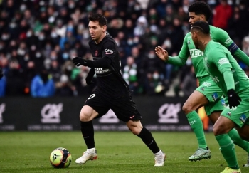 Messi lập hat-trick kiến tạo, PSG xây chắc ngôi đầu bảng Ligue 1