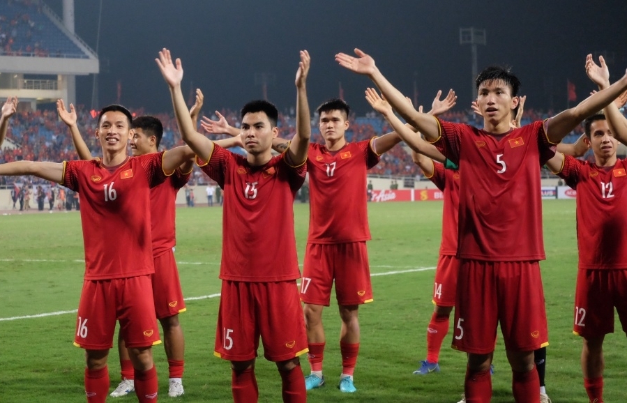 √ Trực Tiếp Bóng Đá Việt Nam Uae / Aff suzuki cup, bóng đá nam & nữ