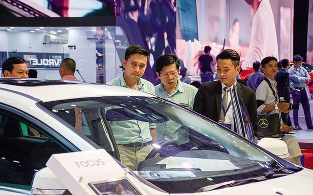 Năm 2020, 2,4 triệu xe có nguy cơ thành phế liệu, ô tô cũ - mới đua nhau hạ giá