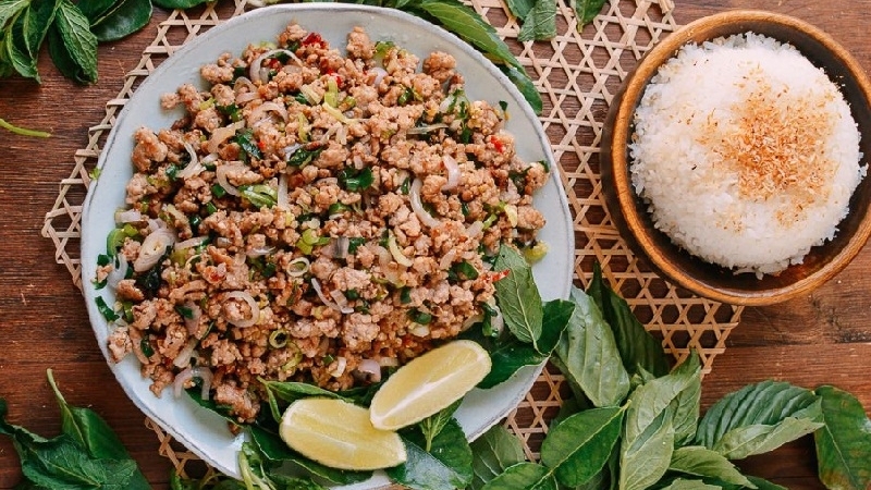 6 món truyền thống của Lào khiến du khách "ăn mãi không chán"