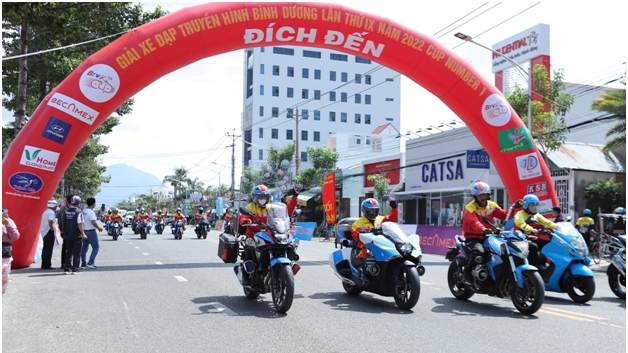 Giải xe đạp truyền hình Bình Dương (BTV) lần thứ IX năm 2022 sôi động chặng đua mở màn