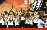 co dong vien duoc tang ve gap quang hai bui tien dung khi mua ve tran ban ket cup quoc gia