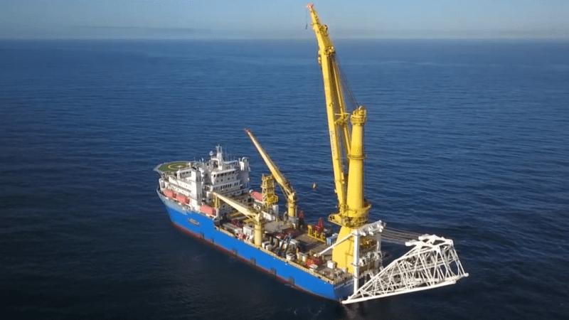 dan mach cho phep tau akademik chersky dat ong cho nord stream 2 vao vung bien nuoc nay