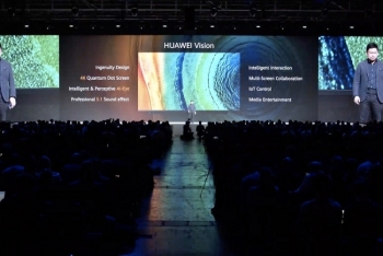 huawei ra mat tv trang bi camera tho thut