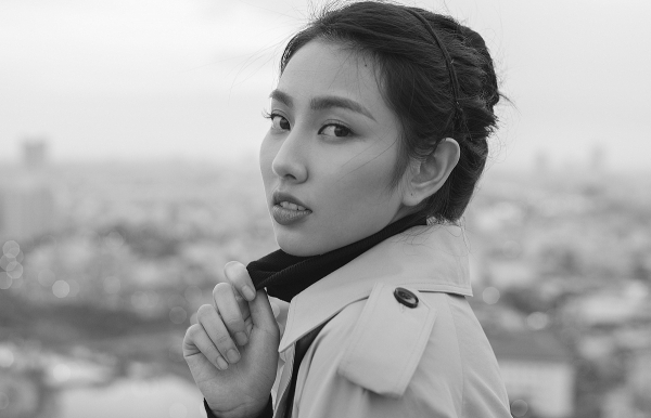 nguoi dep nhan ai thuy tien lan san sang dien anh