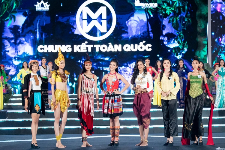 'Bản sao' Đỗ Mỹ Linh đăng quang Miss World Việt Nam 2019 ban sao do my linh dang quang miss world viet nam 2019